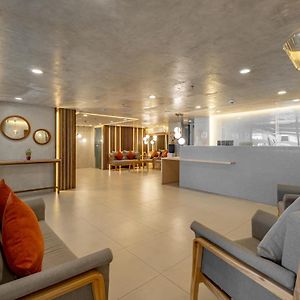 Ihotel Uptown Bgc